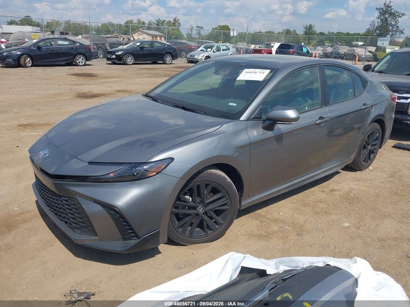 TOYOTA CAMRY - zdjęcie 2