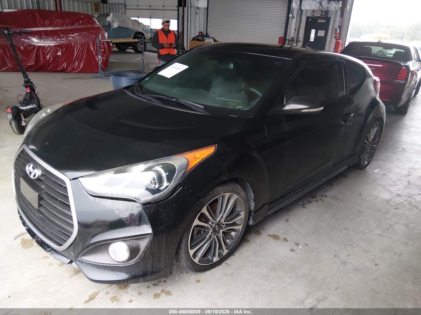 2016 HYUNDAI VELOSTER auction photo 2