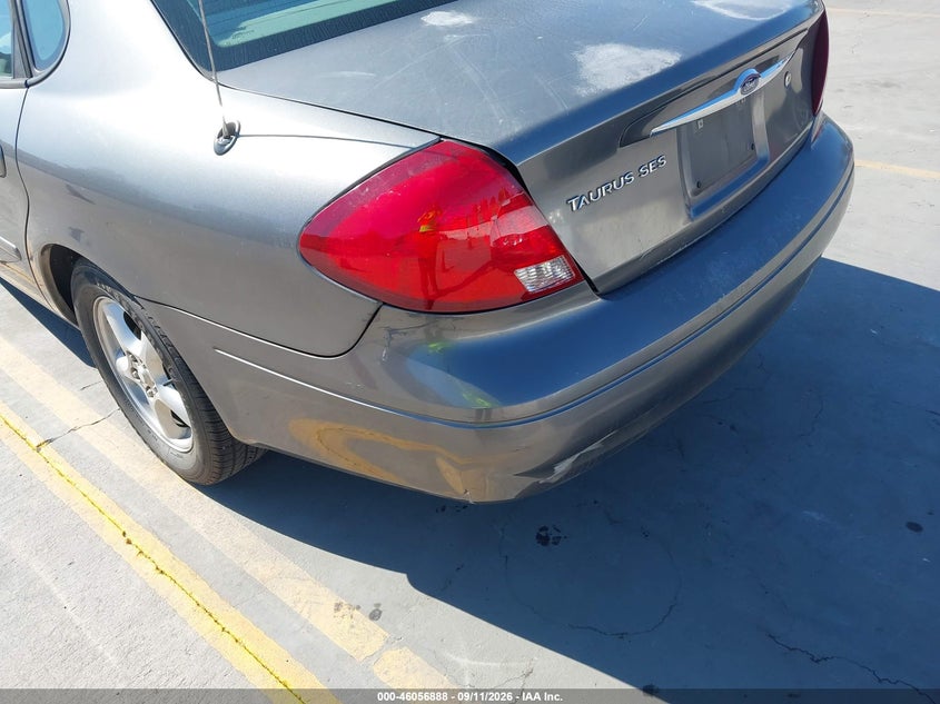 2003 FORD TAURUS auction photo 6