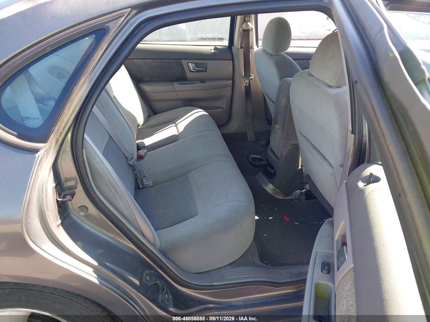 2003 FORD TAURUS auction photo 8