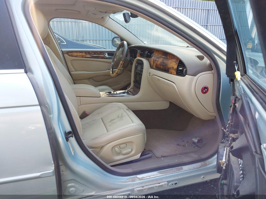 2005 JAGUAR XJ auction photo 5