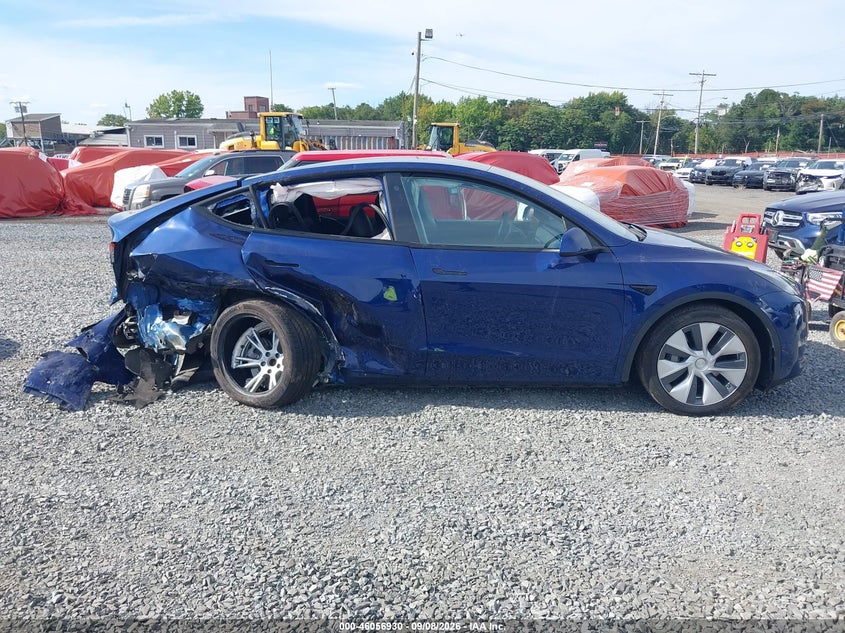 TESLA MODEL Y 2021 VIN 5YJYGDEE5MF069770