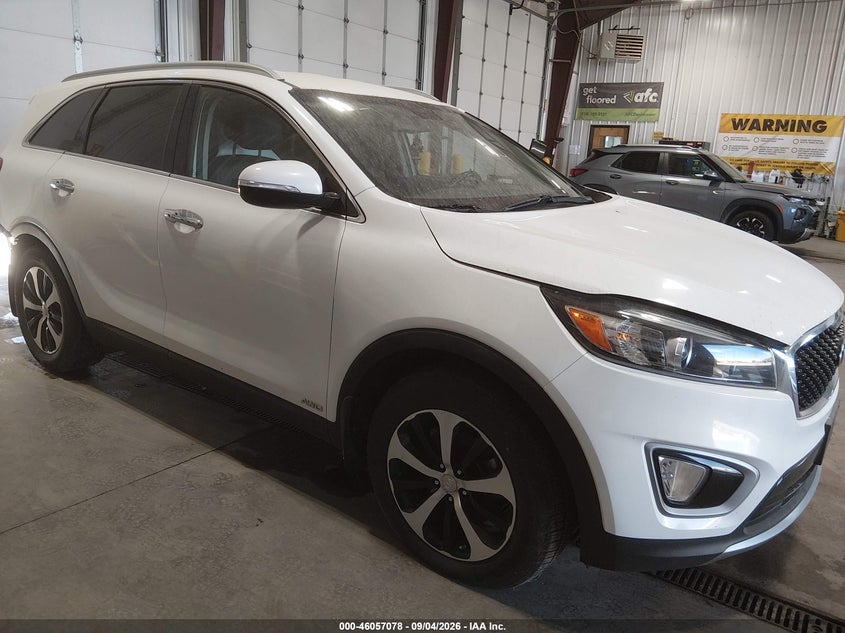 2016 KIA SORENTO auction photo 1