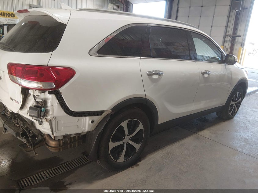 2016 KIA SORENTO auction photo 4