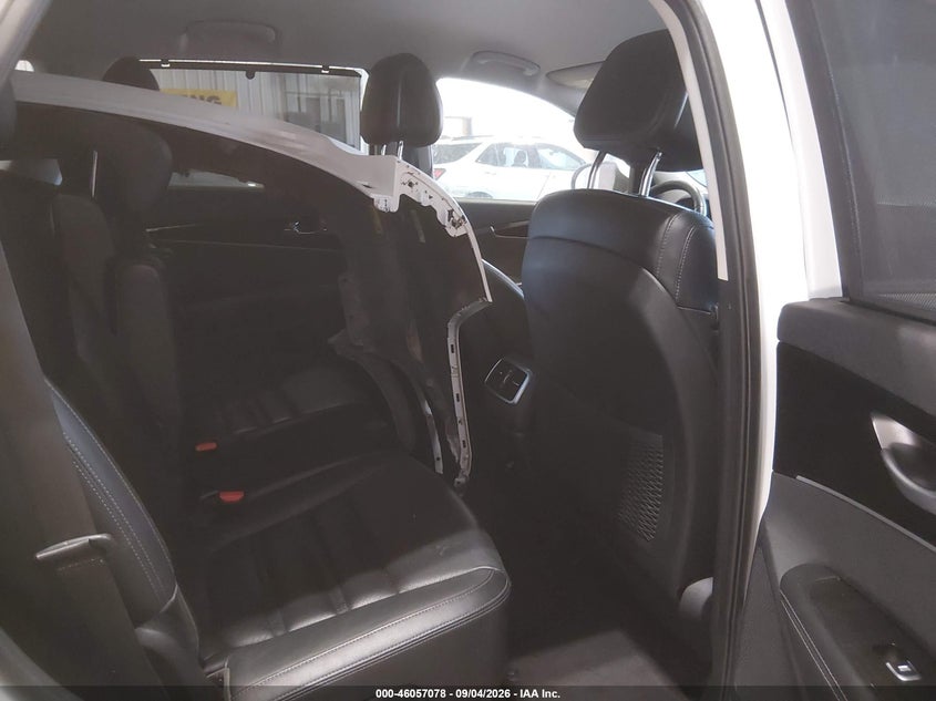 2016 KIA SORENTO auction photo 8