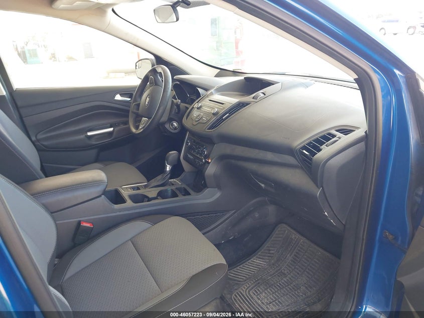 2017 FORD ESCAPE auction photo 5