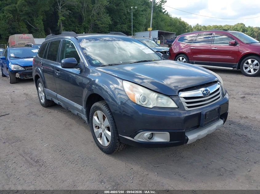 2011 SUBARU OUTBACK auction photo 1
