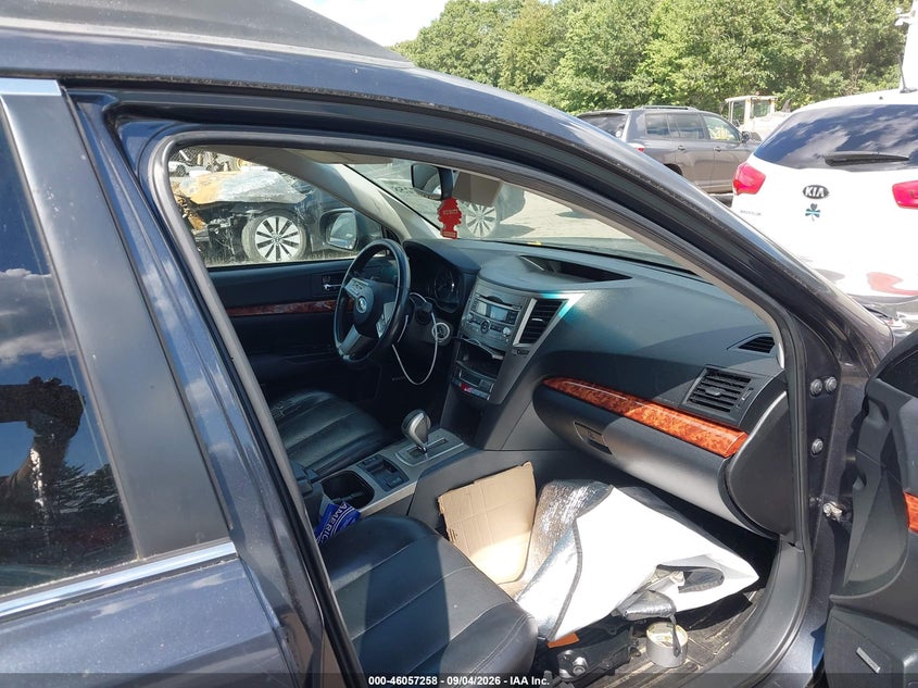2011 SUBARU OUTBACK auction photo 5
