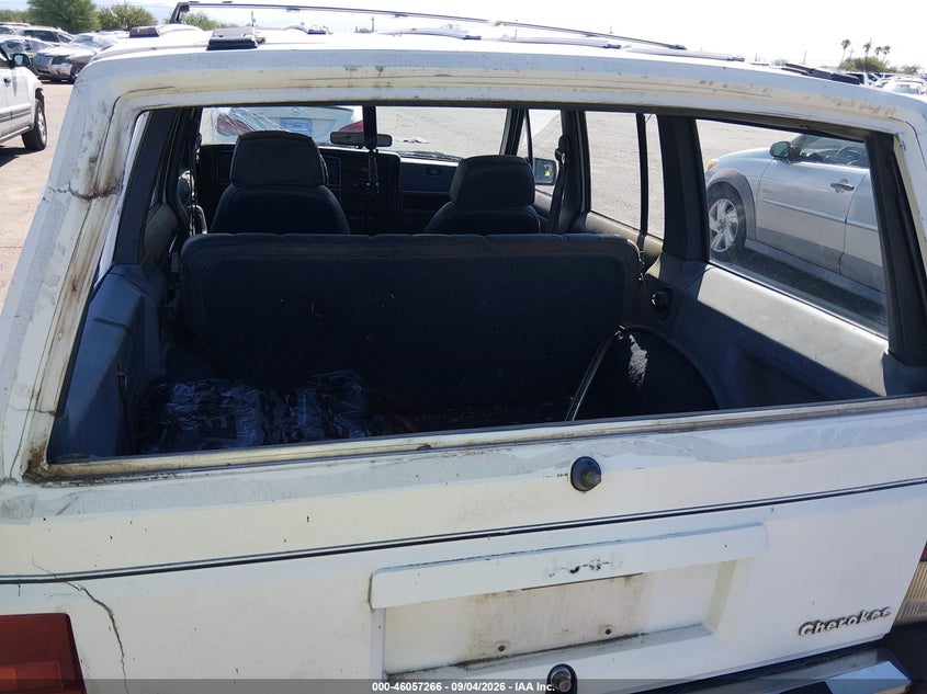 Photo 18 - JEEP CHEROKEE