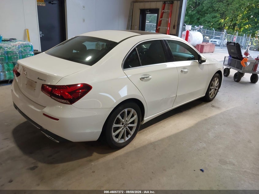 2019 MERCEDES-BENZ A 220 auction photo 4