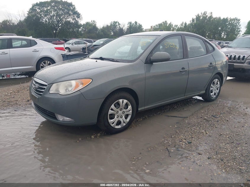 2010 HYUNDAI ELANTRA auction photo 2
