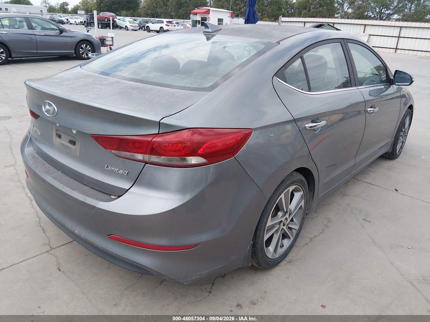 2017 HYUNDAI ELANTRA auction photo 4