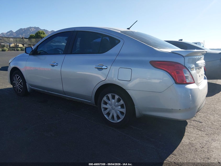 2015 NISSAN VERSA auction photo 3