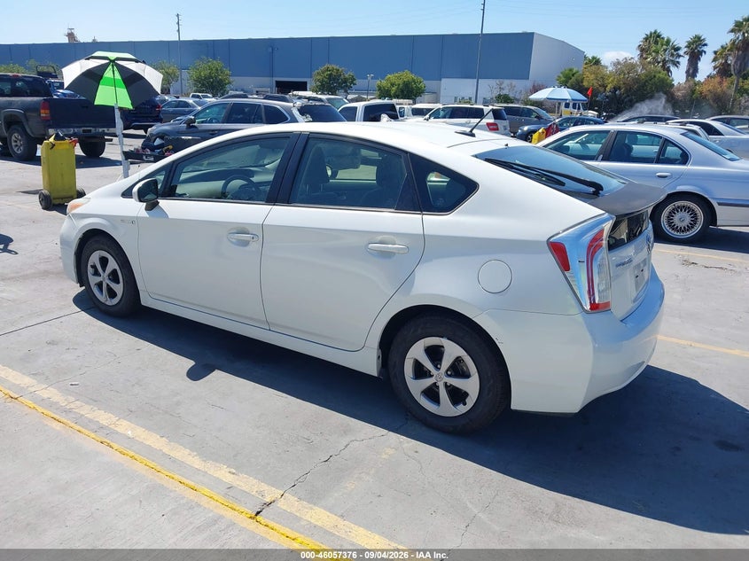 Vin: jtdkn3du9c1540454, lot: 46556898, toyota prius three 20123