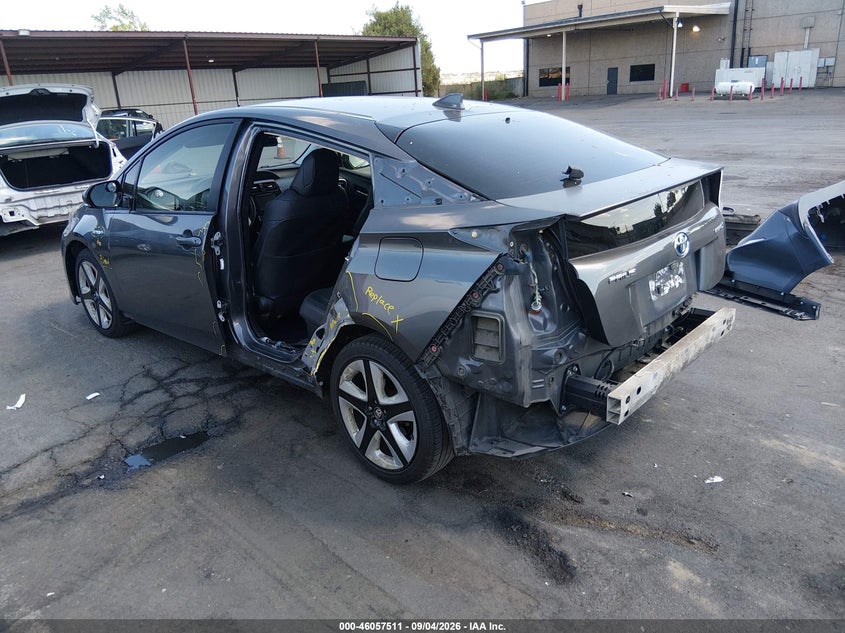 TOYOTA PRIUS - zdjęcie 3