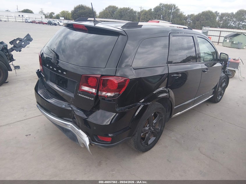 Vin: 3c4pdcgb7lt266702, lot: 46557085, dodge journey crossroad 20204