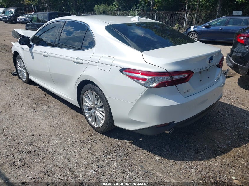 TOYOTA CAMRY - zdjęcie 3