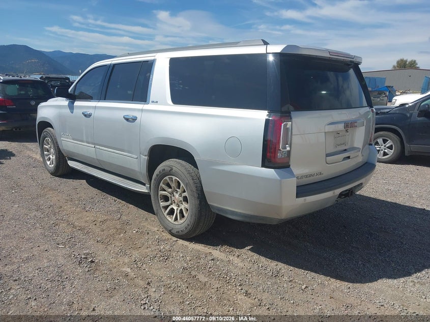 GMC YUKON XL 1500 - zdjęcie 3