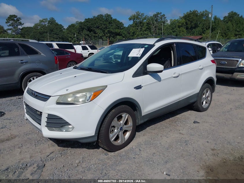 Vin: 1fmcu9gx5guc82370, lot: 46557305, ford escape se 20162