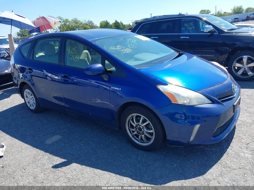 2014 TOYOTA PRIUS V auction photo 1