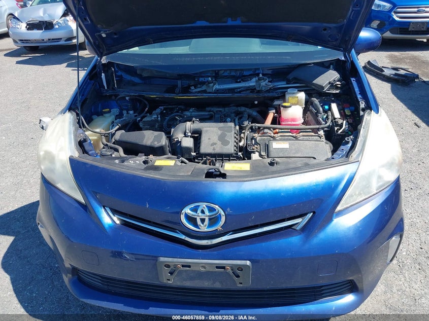 2014 TOYOTA PRIUS V auction photo 6