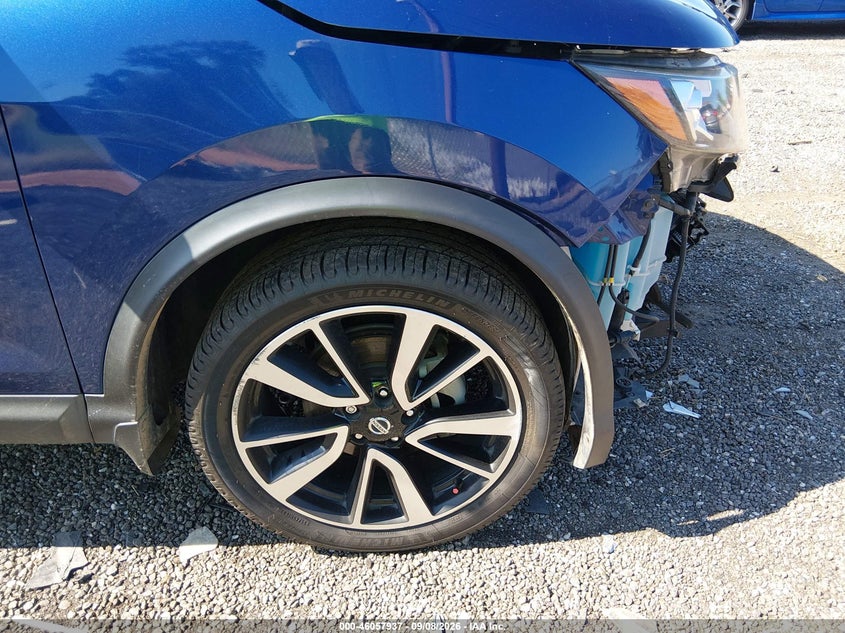 NISSAN ROGUE SPORT 2019 VIN JN1BJ1CP2KW215127