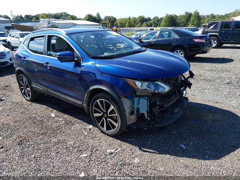 Vin: jn1bj1cp2kw215127, lot: 46557459, nissan rogue sport sl 20191