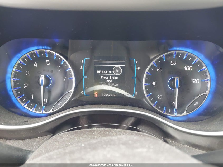 2017 CHRYSLER PACIFICA auction photo 7