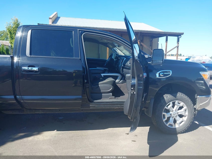 2017 NISSAN TITAN XD auction photo 5