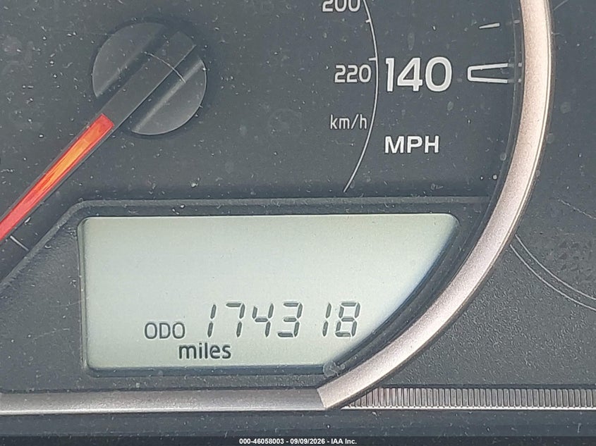 TOYOTA RAV4 - zdjęcie 15