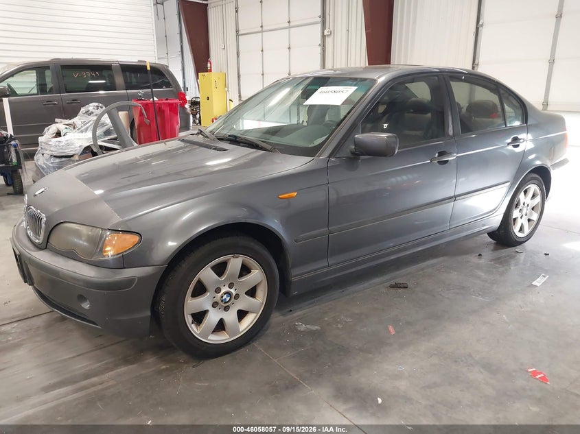 2003 BMW 3er, Обычный износ, IAAI, VIN WBAEU33413PM55202 — фото 2