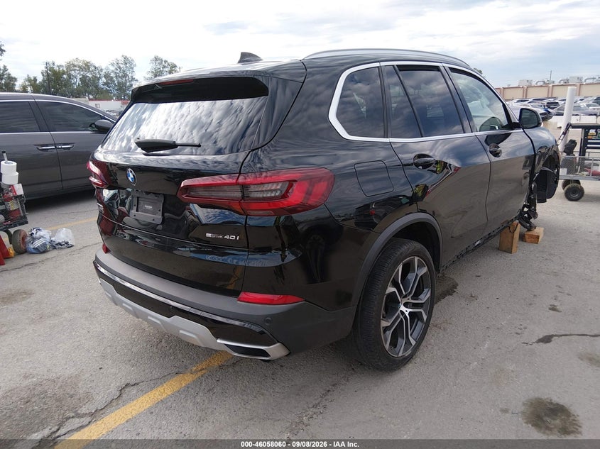Vin: 5uxcr4c0xm9f77966, lot: 46557582, bmw x5 sdrive40i 20214