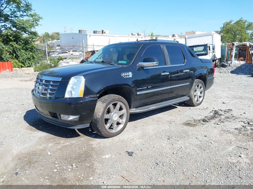 2011 CADILLAC ESCALADE SPORT UTILITY VEHICLE 6.2L V-8 VVT, 403HP