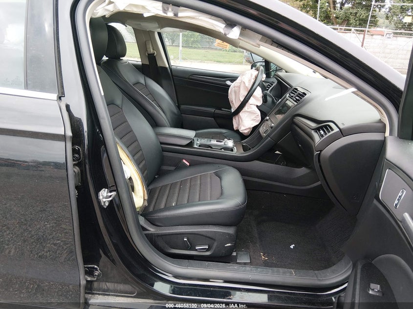 FORD FUSION 2018 VIN 3FA6P0H72JR184842