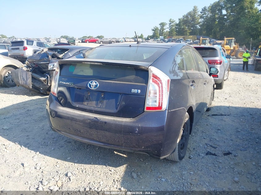 2015 TOYOTA PRIUS auction photo 4