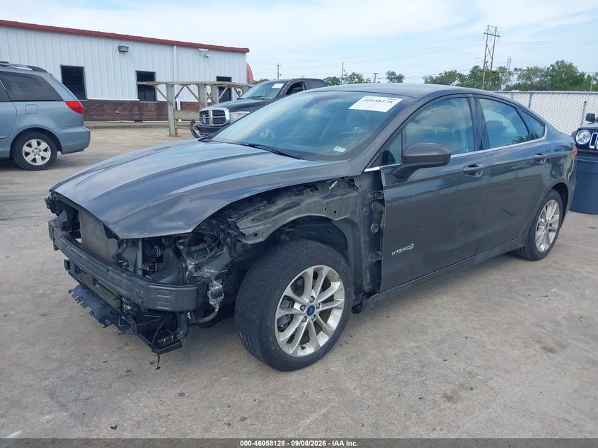 Vin: 3fa6p0luxkr207248, lot: 46557650, ford fusion hybrid se 20191