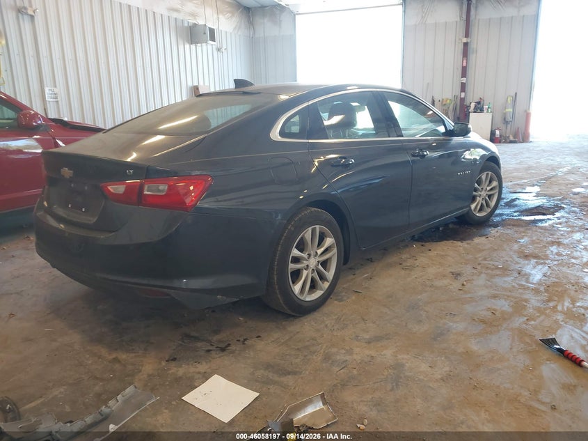 2017 CHEVROLET MALIBU auction photo 4