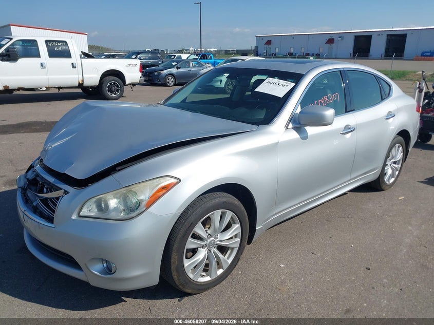 Vin: jn1by1ar5bm374669, lot: 46557730, infiniti m37x 20112