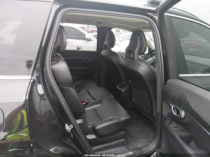 VOLVO XC90 - zdjęcie 8