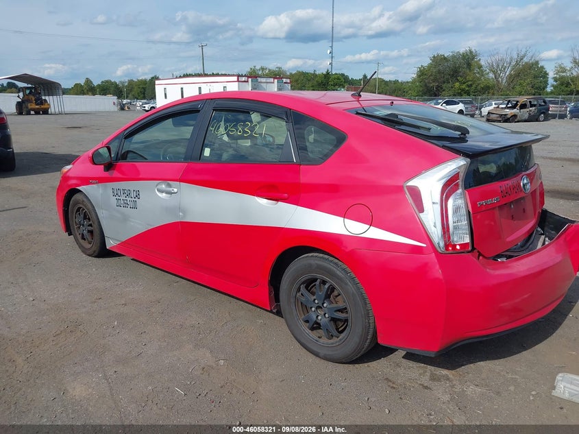 Vin: jtdkn3du0f1895386, lot: 46557843, toyota prius two 20153