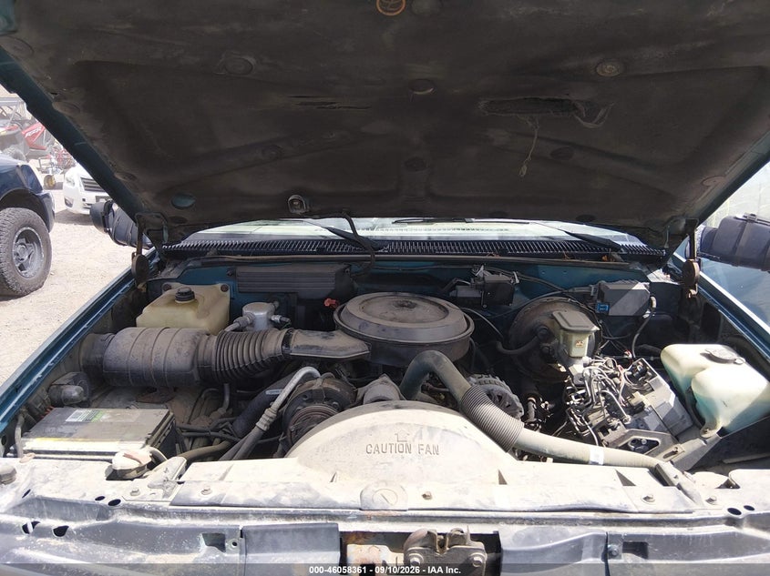 CHEVROLET SUBURBAN 1992 VIN 1GNFK16K2NJ307732