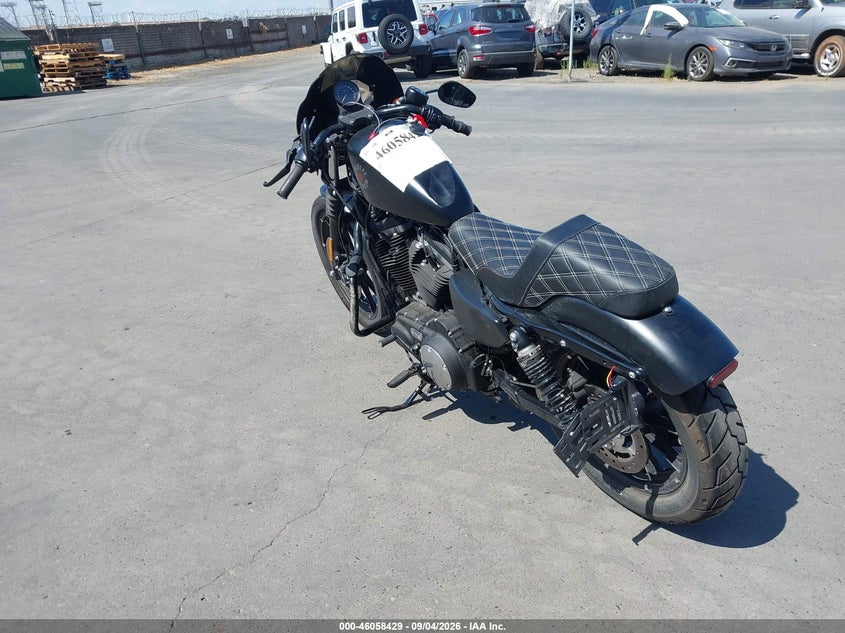 HARLEY-DAVIDSON XL883 2020