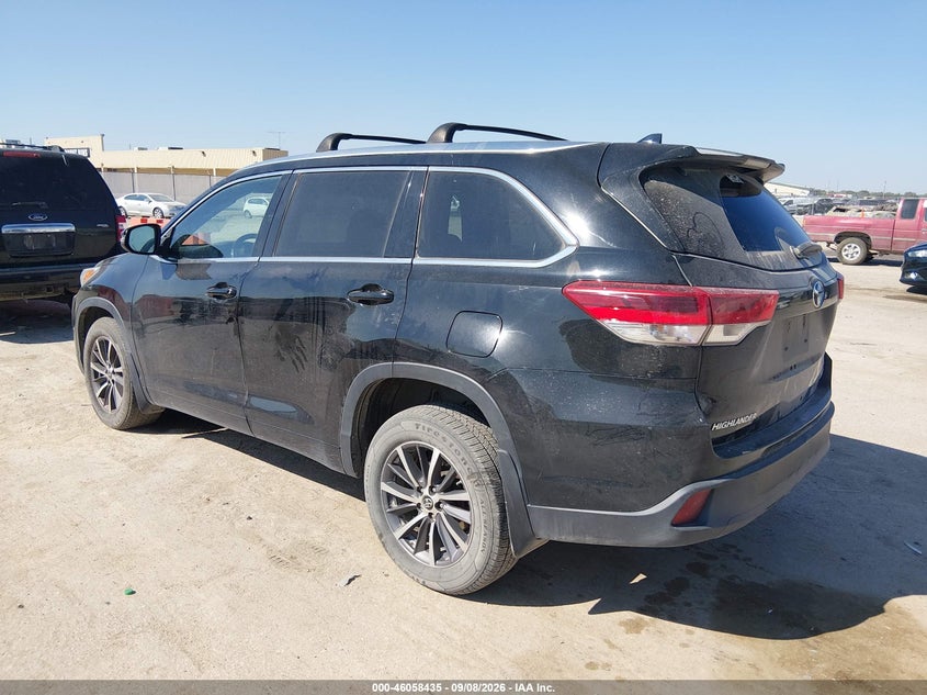 TOYOTA HIGHLANDER - zdjęcie 3