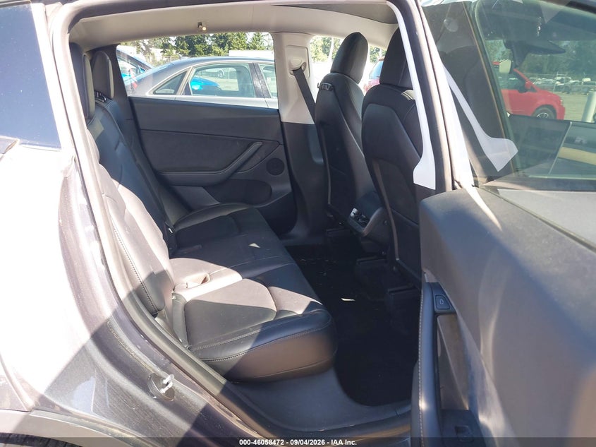 2022 TESLA MODEL Y auction photo 8