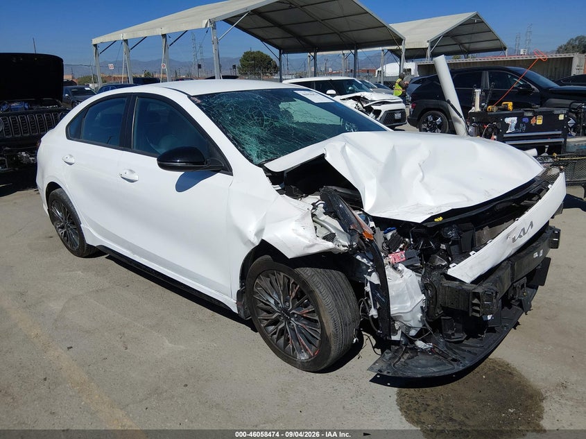 Vin: 3kpf54ad1re747356, lot: 46557996, kia forte gt-line 2024 img_1