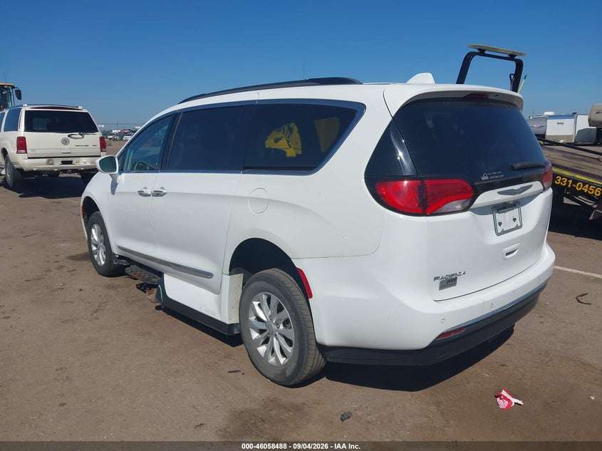 Vin: 2c4rc1bg6hr539271, lot: 46558010, chrysler pacifica touring-l 20173