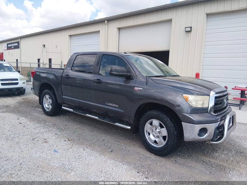 Vin: 5tfdw5f12cx215856, lot: 46558125, toyota tundra grade 5.7l v8 2012 img_1