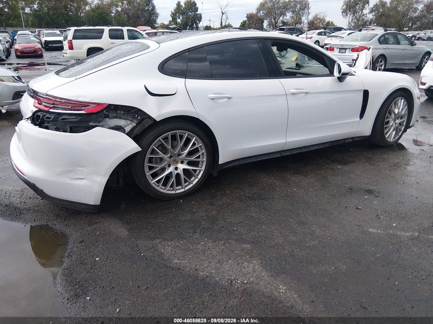 PORSCHE PANAMERA - zdjęcie 4