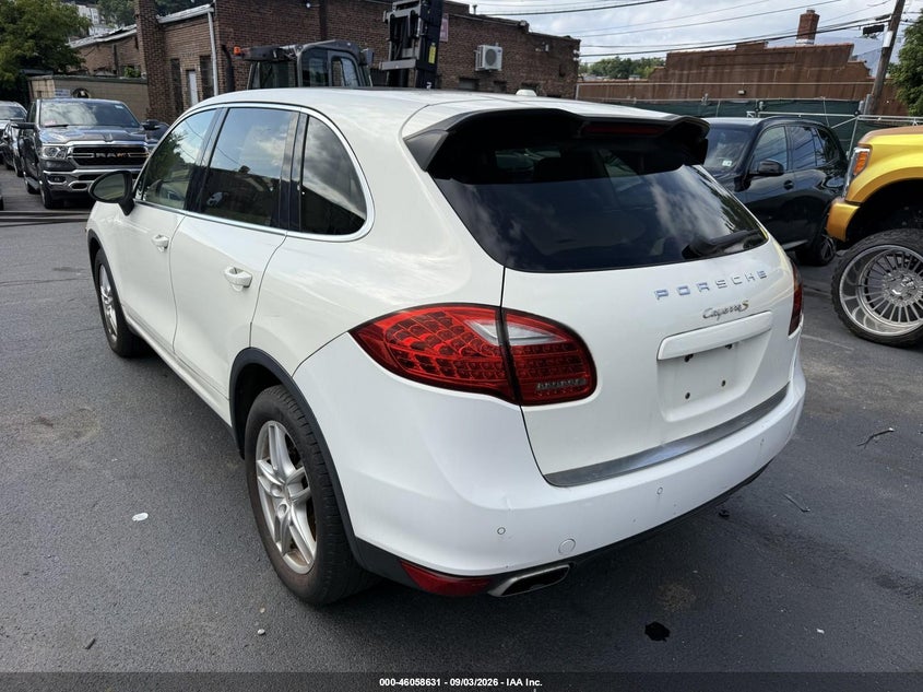 2011 PORSCHE CAYENNE auction photo 3
