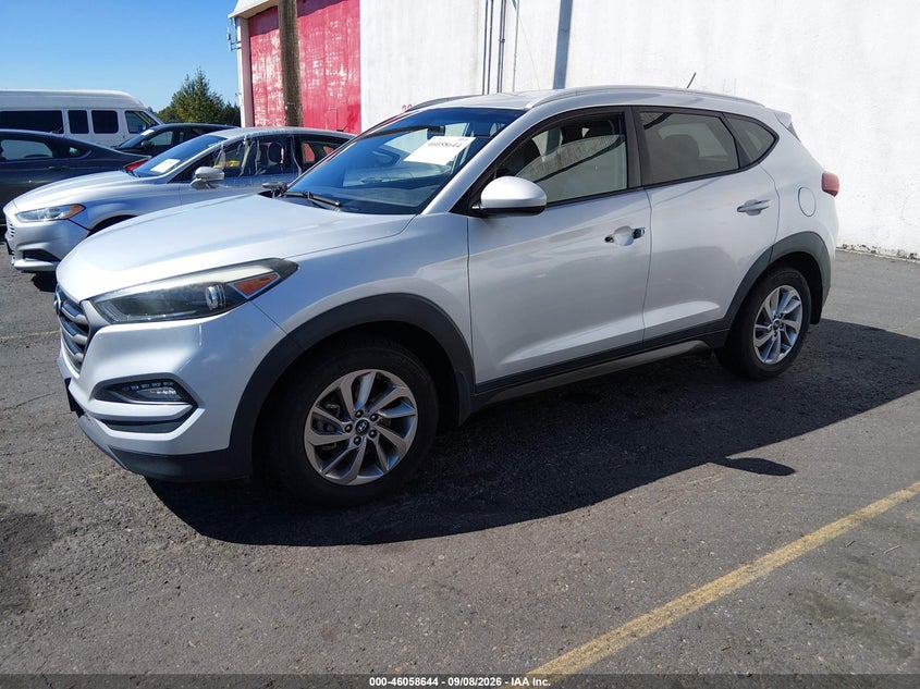 Vin: km8j33a47gu033042, lot: 46558166, hyundai tucson se 20162